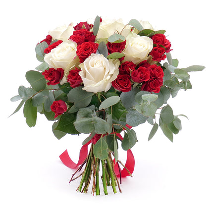 03001525_sweet-cervene-a-biele-ruze-eukalyptus