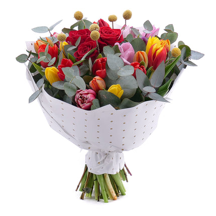 03001539_sweet-cervene-ruze-a-farebne-tulipany