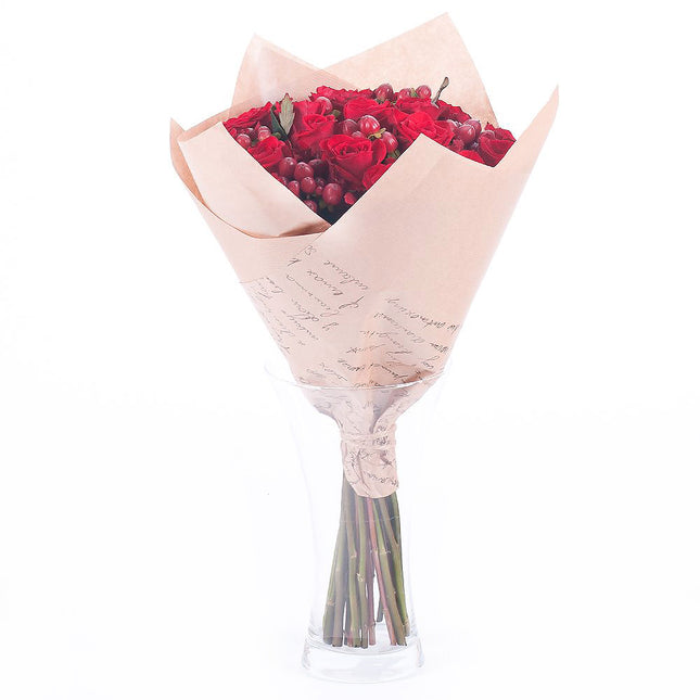 03001540_sweet-cervene-ruze-a-hypericum