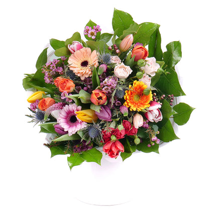 03001592_sweet-farebne-ruze-gerbery-a-tulipany