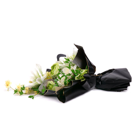 03001891_irigo-smutecni-kytice-zelena-magnolie-ruze-a-clematis