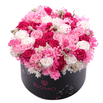 03001990_in-eterno-cerny-blomo-box-l-preparovane-ruze-hortenzie-a-gypsophila
