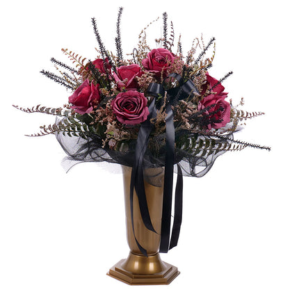 03100986_irigo-smutocna-kytica-bordove-ruze-eukalyptus-a-vaza