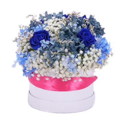 03101530_in-eterno-bily-blomo-box-m-monalisa-sapphire-blue-gypsophila-a-hortenzie