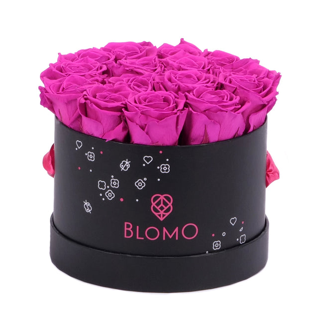 03101534_in-eterno-cerny-blomo-box-m-15-ruzi-monalisa-hot-pink