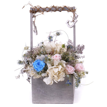 In eterno aranžmán hortenzia a farebné ruže