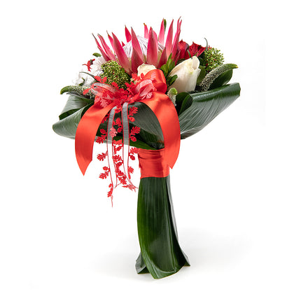 Lady krémové  ruže a protea