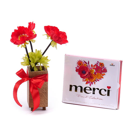 Irigo dřevěná váza vlčí máky a dezert Merci