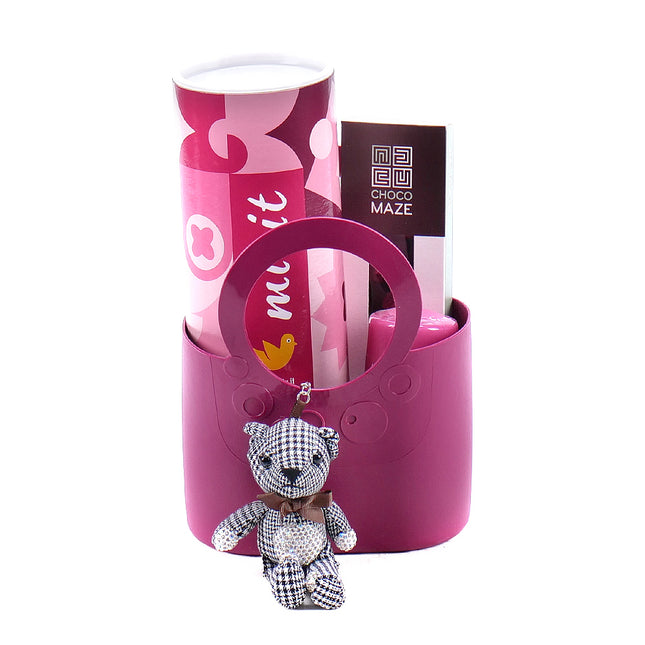 Dárková plastová taška fialová klíčenka Medvídek