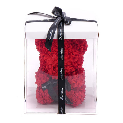 Medvídek červený z hortenzie