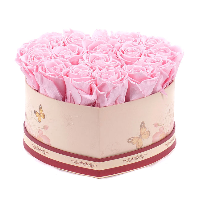 In eterno vintage srdce "S" 17 růžových růží