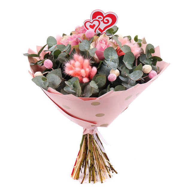 Sweet ružové ruže ružový lagurus