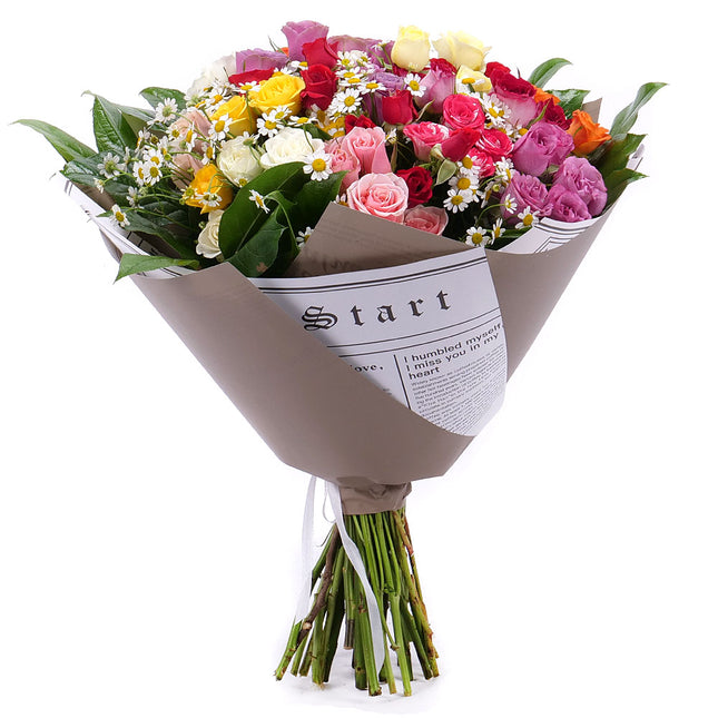 Sweet trsové barevné růže s heřmánky