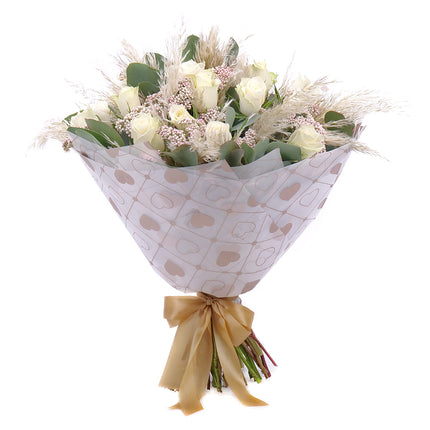 Sweet růžové růže a karafiáty