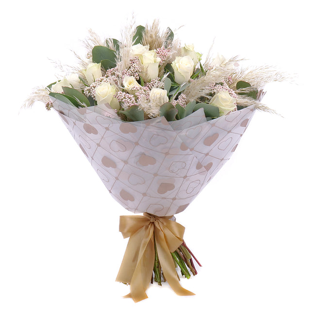 Sweet růžové růže a karafiáty