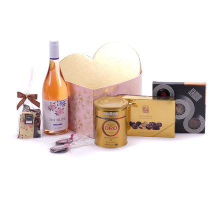 Dárkový box srdce tři růže