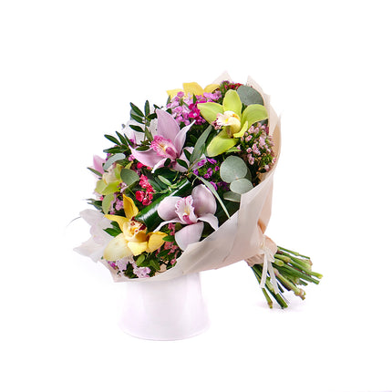 Sweet barevné orchideje a hřebíček