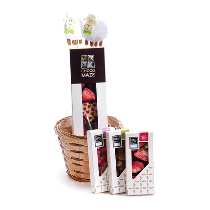 Dárkový proutěný koš s čokoládou