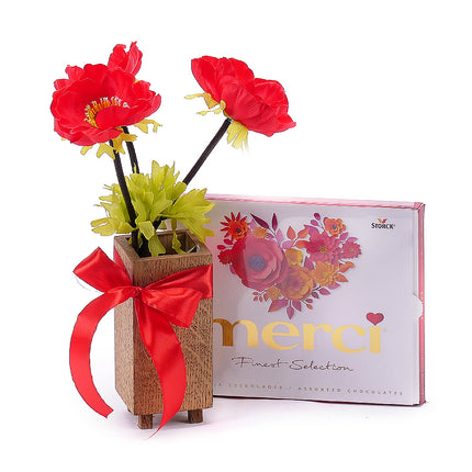 Irigo dřevěná váza vlčí máky a dezert Merci