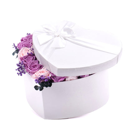 In eterno bílé srdce "L" růžové a fialové růže se srdcem