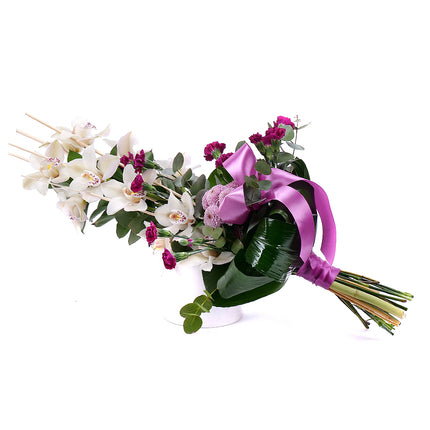 Orchidej bílá na vysoko