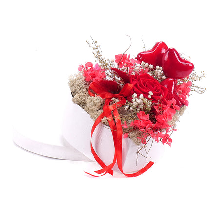 In eterno bílé srdce červená růže srdíčka