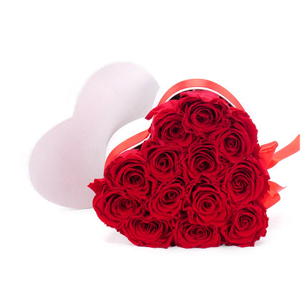 In eterno bílé srdce "M" 13 rudých růží