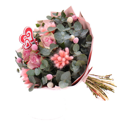 Sweet ružové ruže ružový lagurus