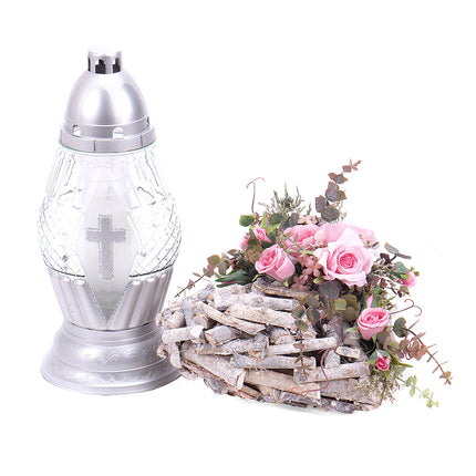 Irigo smuteční aranžmá dřevěné srdce růžové květiny a kahanec