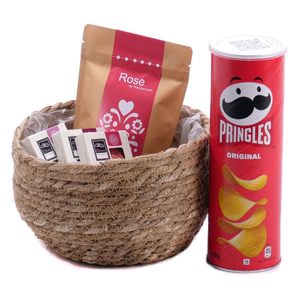 Dárkový box z ratanu s čokoládou