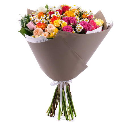 Sweet trsové barevné růže s heřmánky