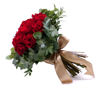 Sweet červené růže a eukalypt