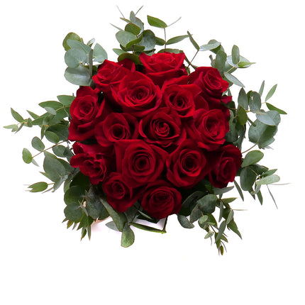 Sweet červené růže a eukalypt