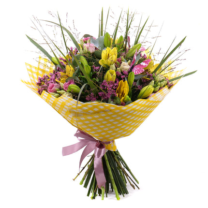 Sweet žlté ľalie, lisiantus a limonka